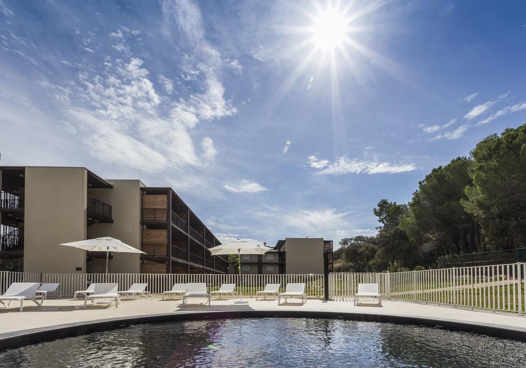 Residhotel Residence Pont Du Gard Remoulins Eksteriør billede